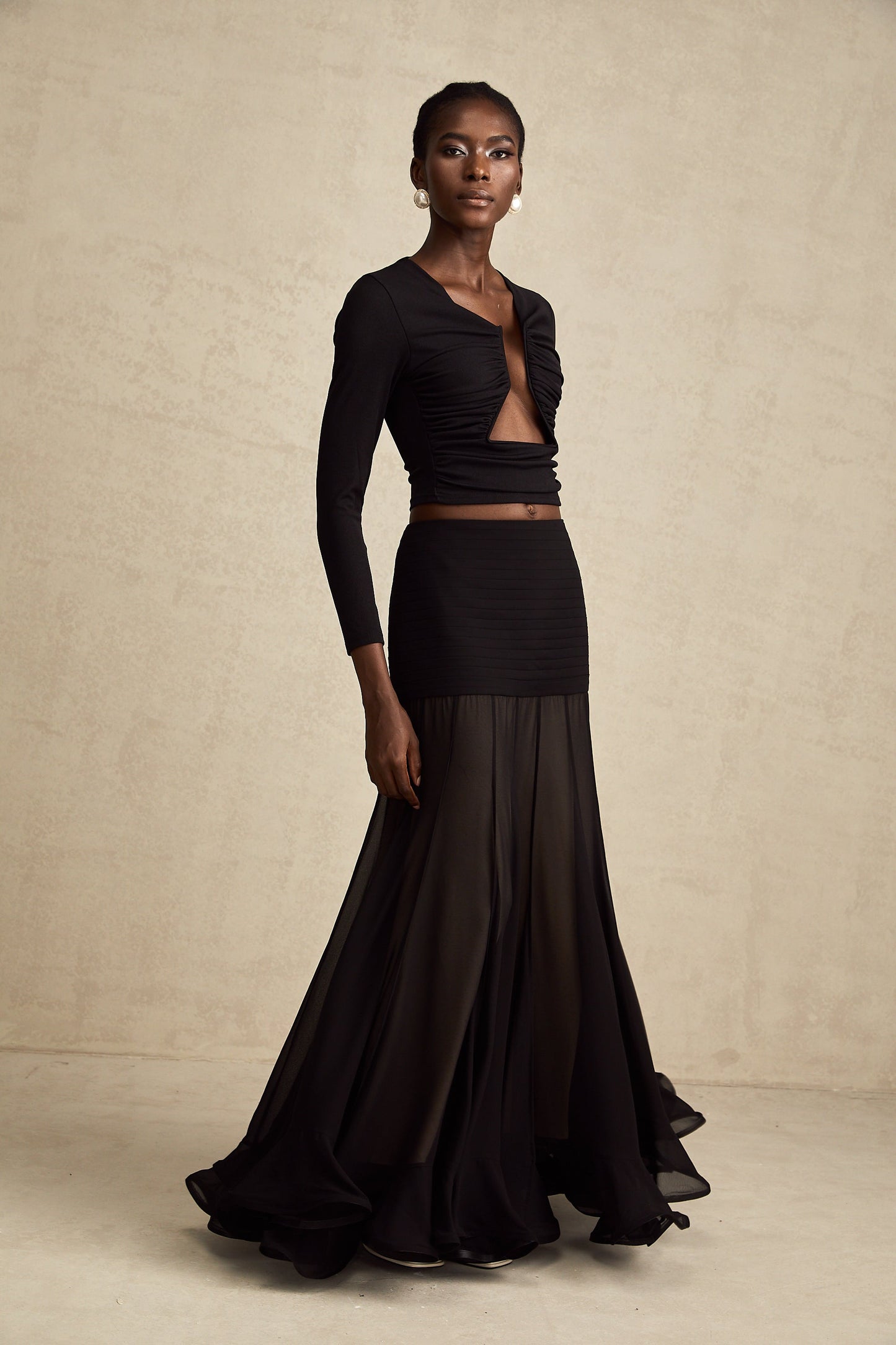 Anaïs Black Open-Front Gathered Top