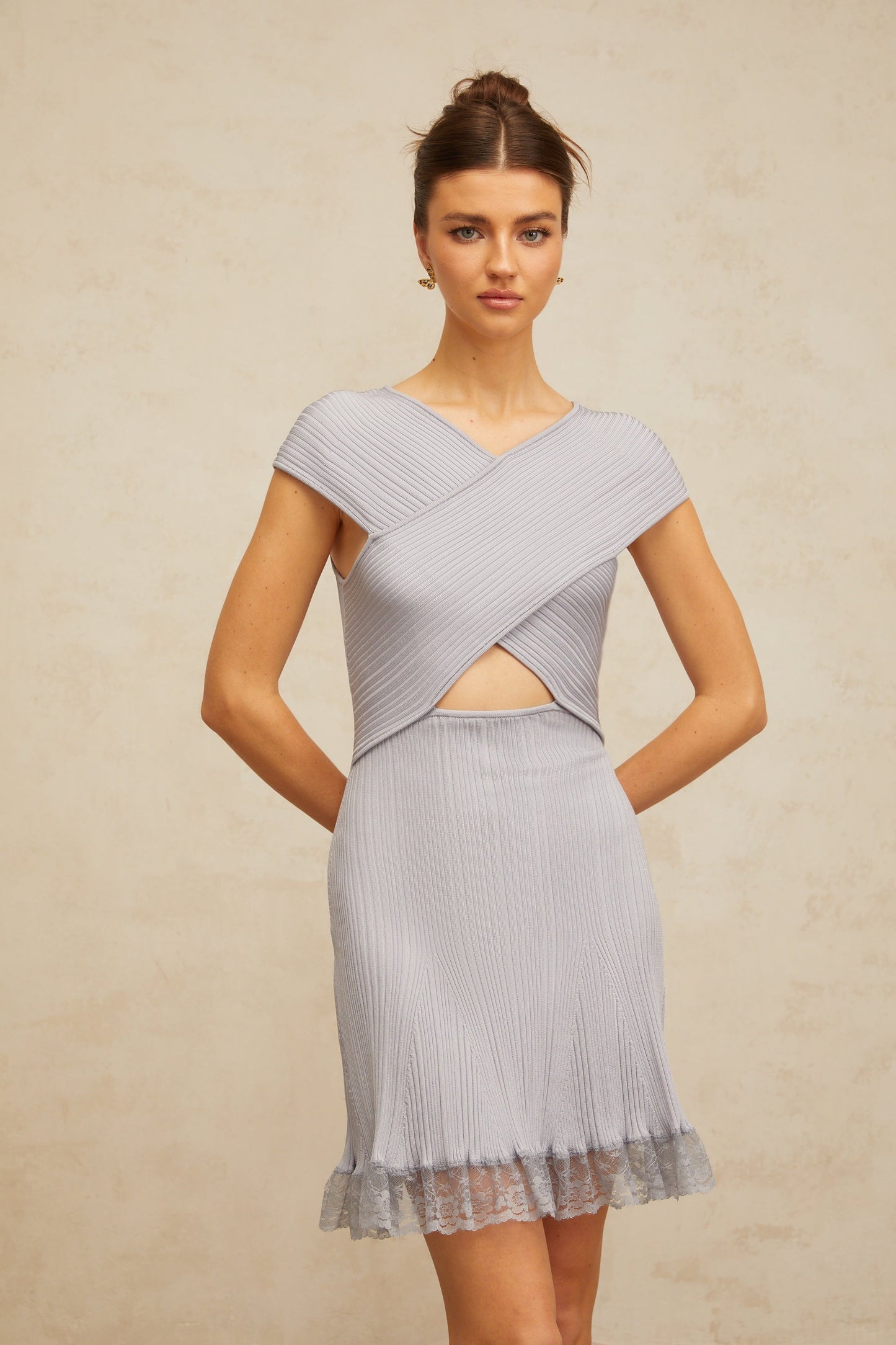 Kéa light-purple cross-over ribbed-knit mini dress