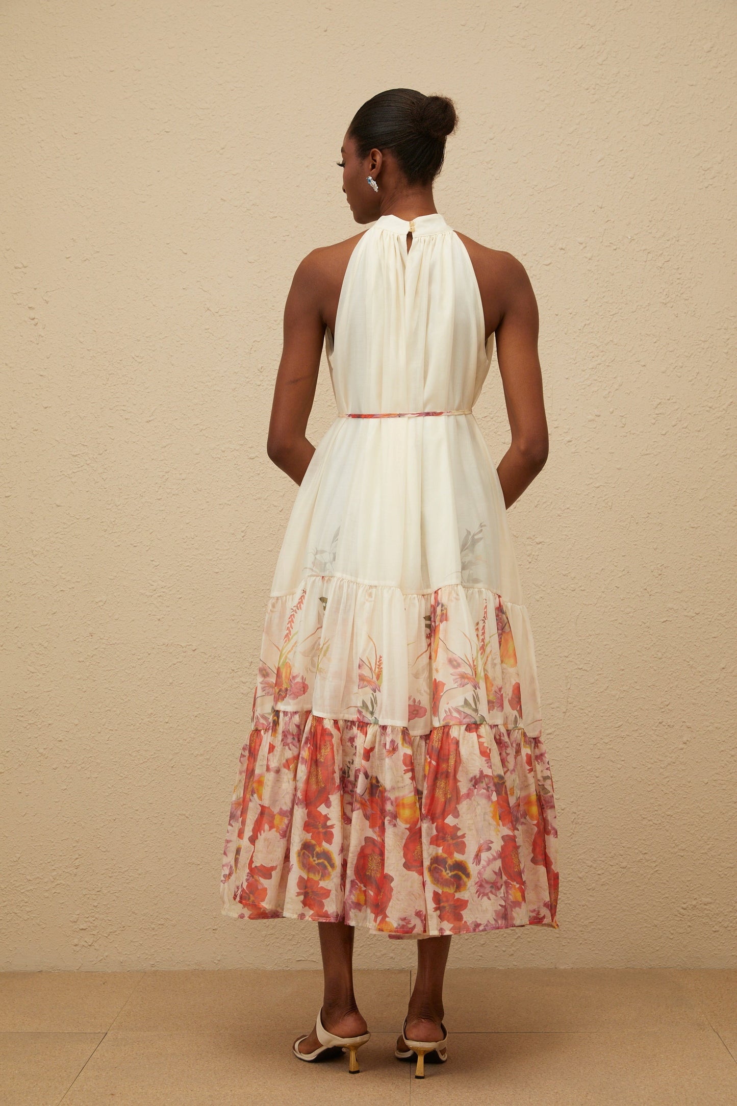 Fleur Neutral Shirred Floral Midi Dress