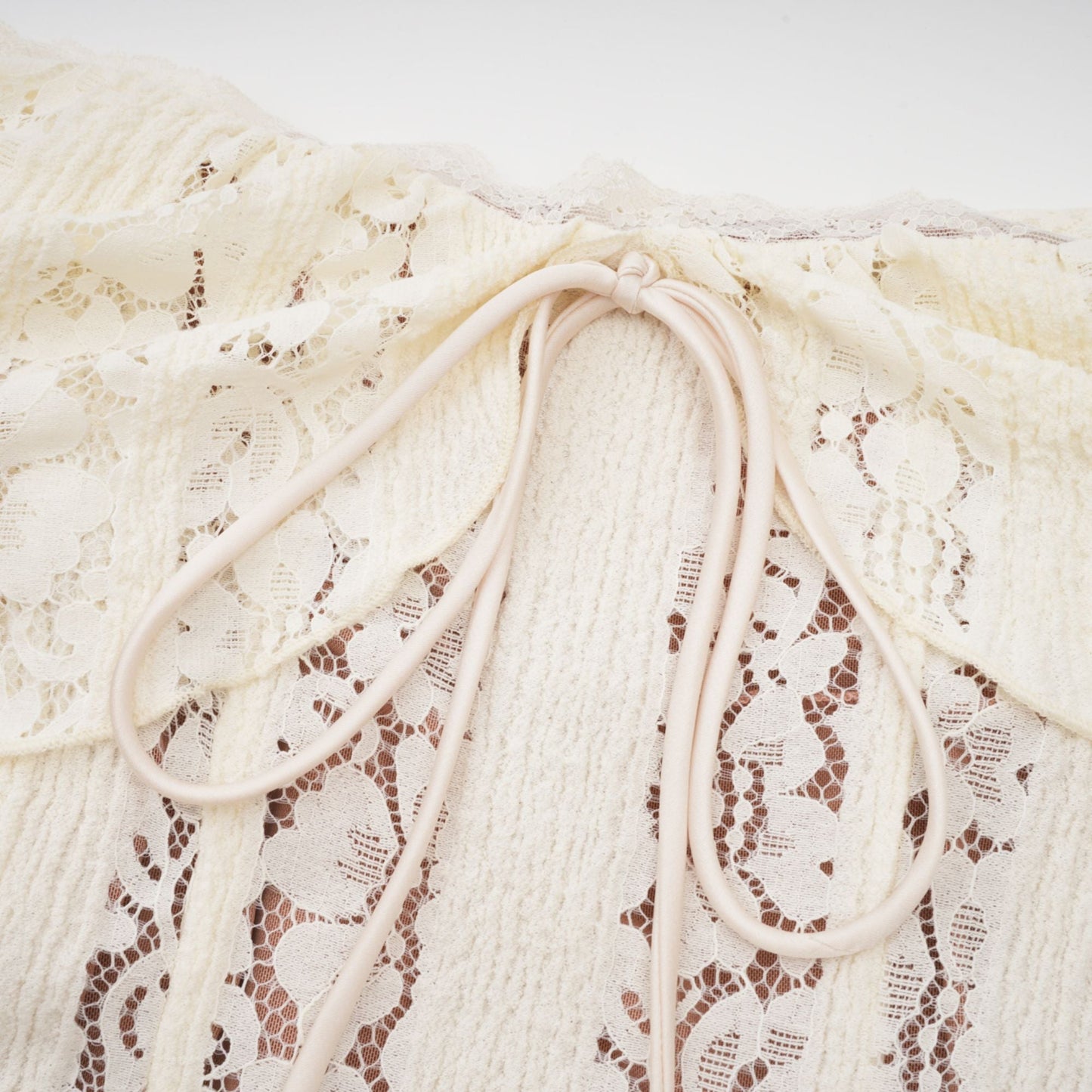 Émeline floral lace flared-cuff maxi dress in Neutrals