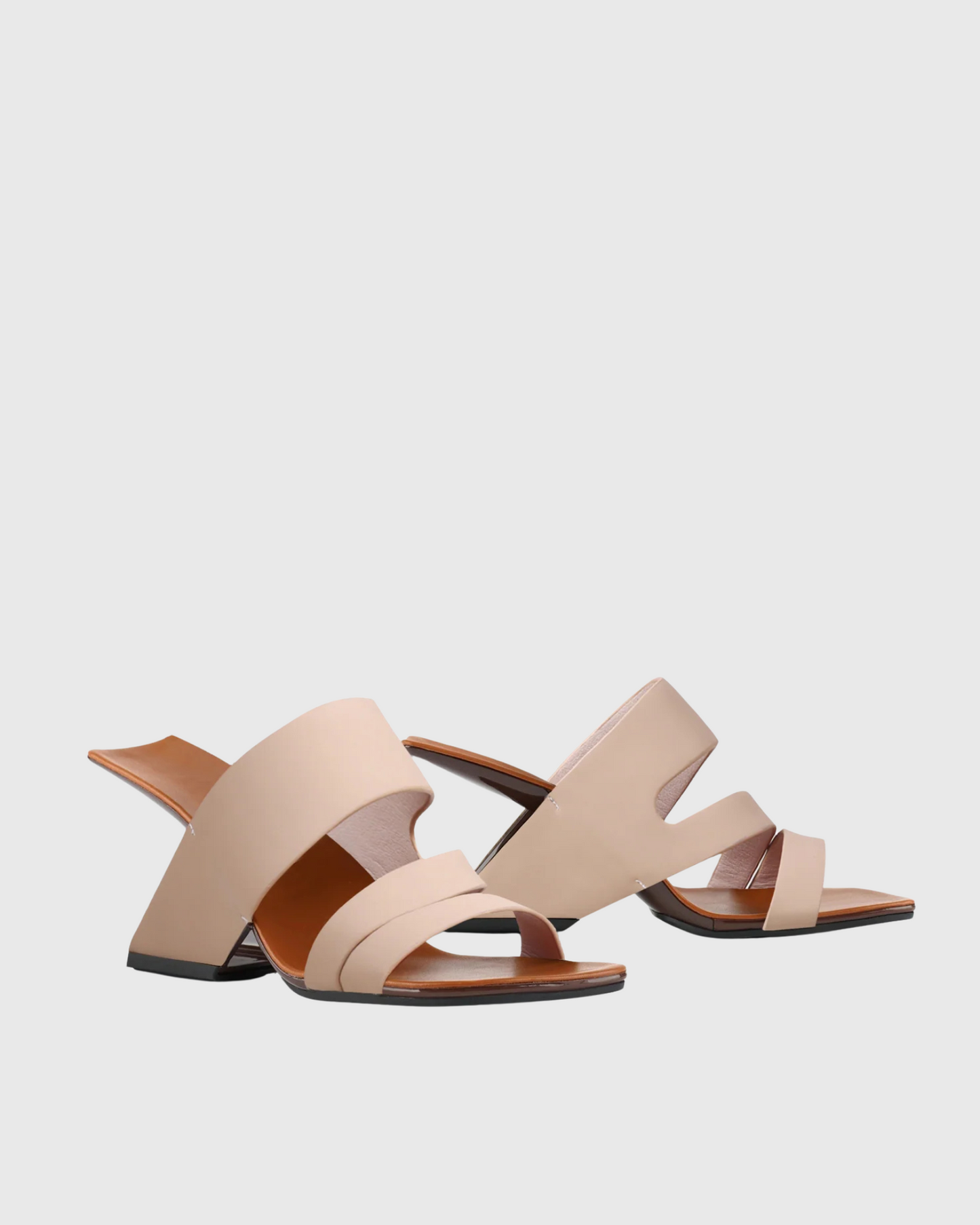 Fabia Wedge Sandals In Beige