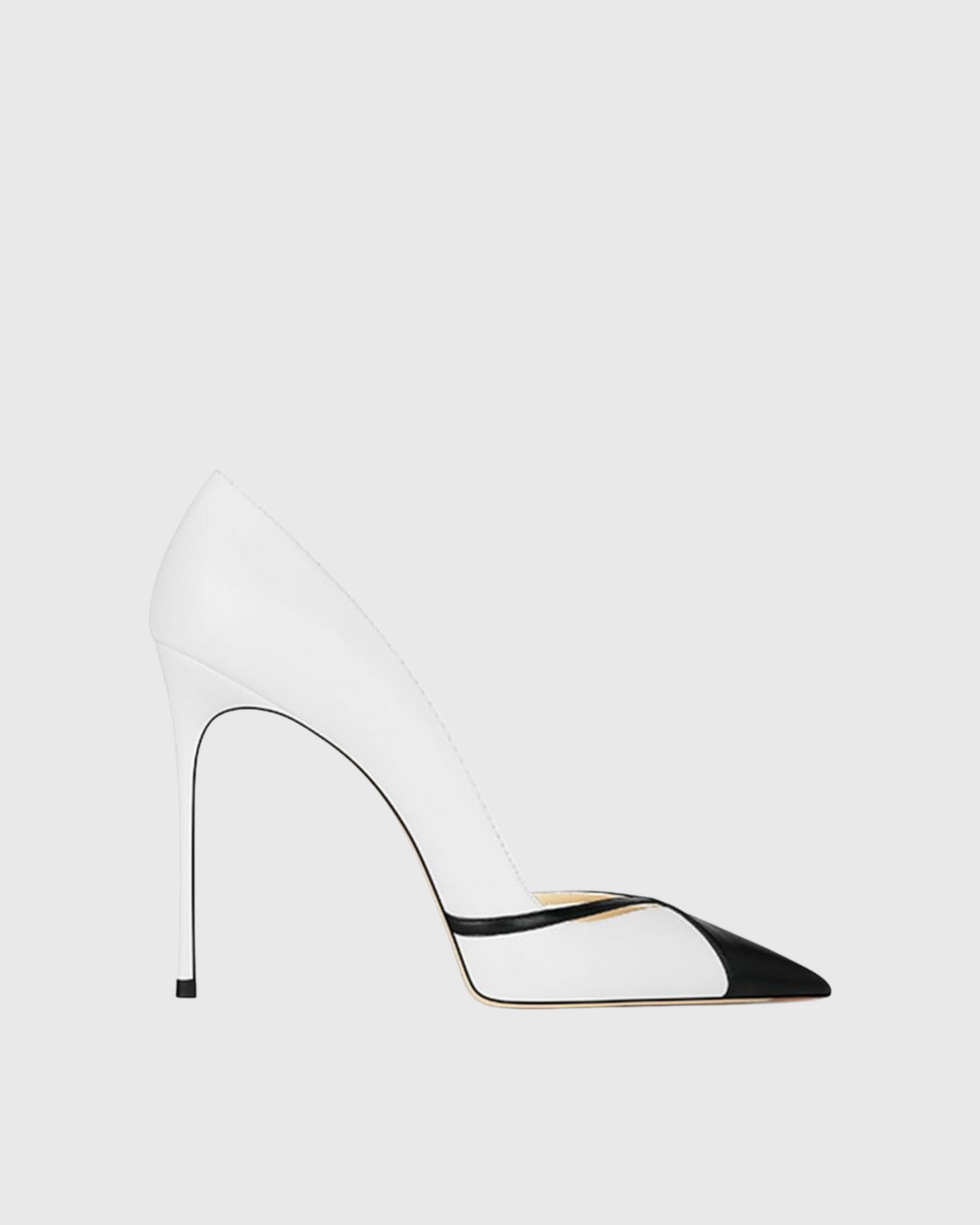 Reina Black And White Splicing Pumps