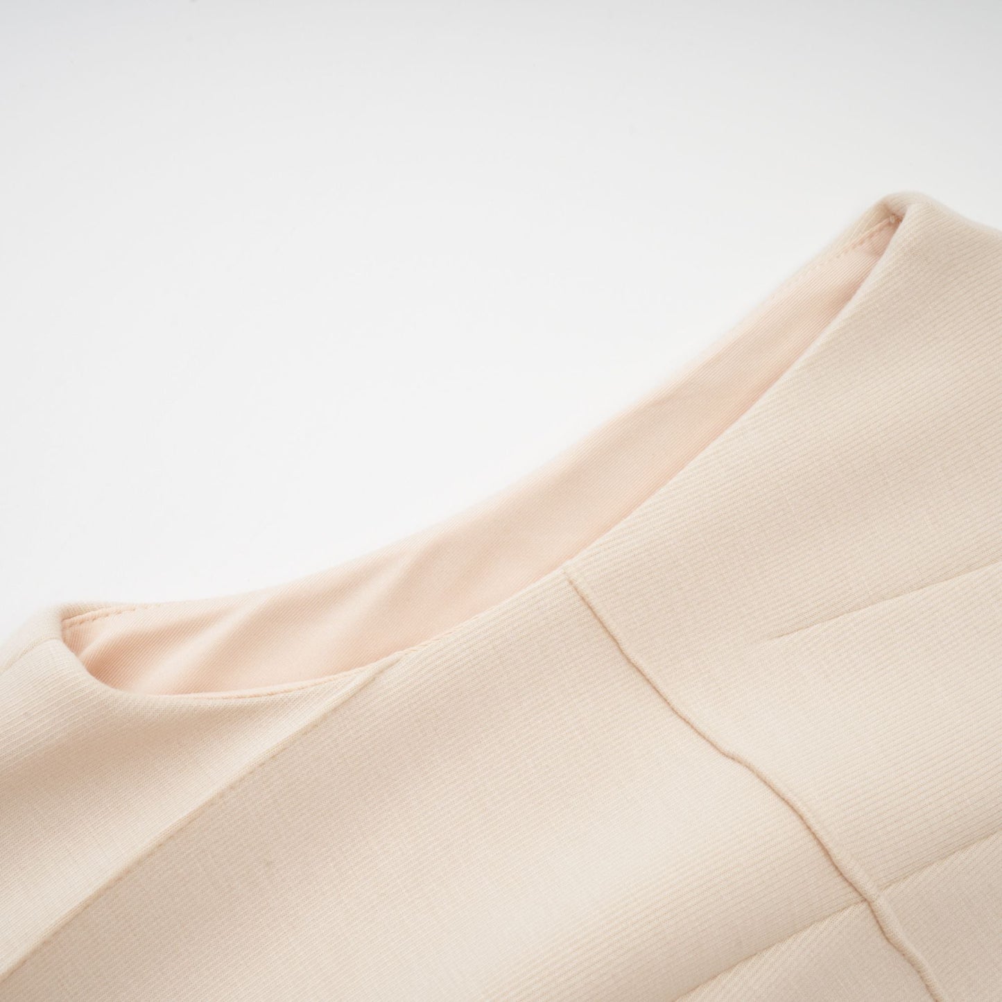 Safiya sleeveless pleated dress