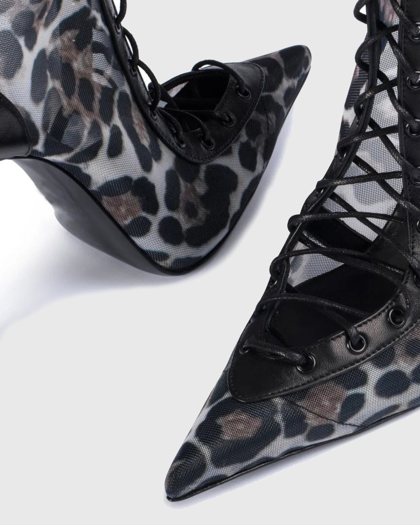 Sea Leopard Print Mesh Lace Up Knee High Boots