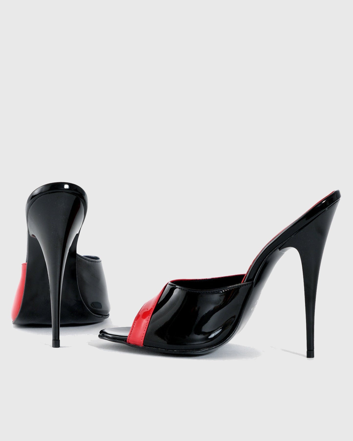 Yamka Red Black Colorblock Slippers