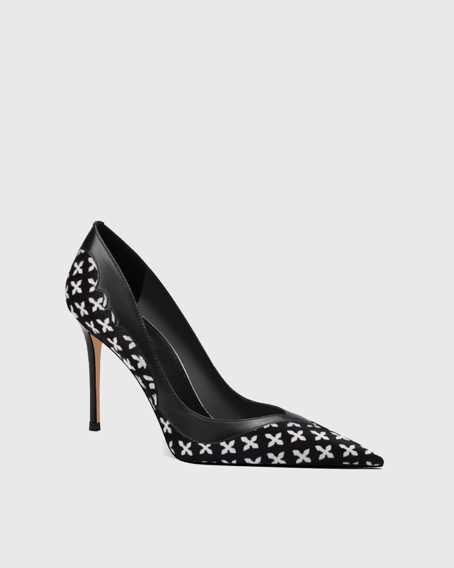 Yarisel Arabesquitic Pumps
