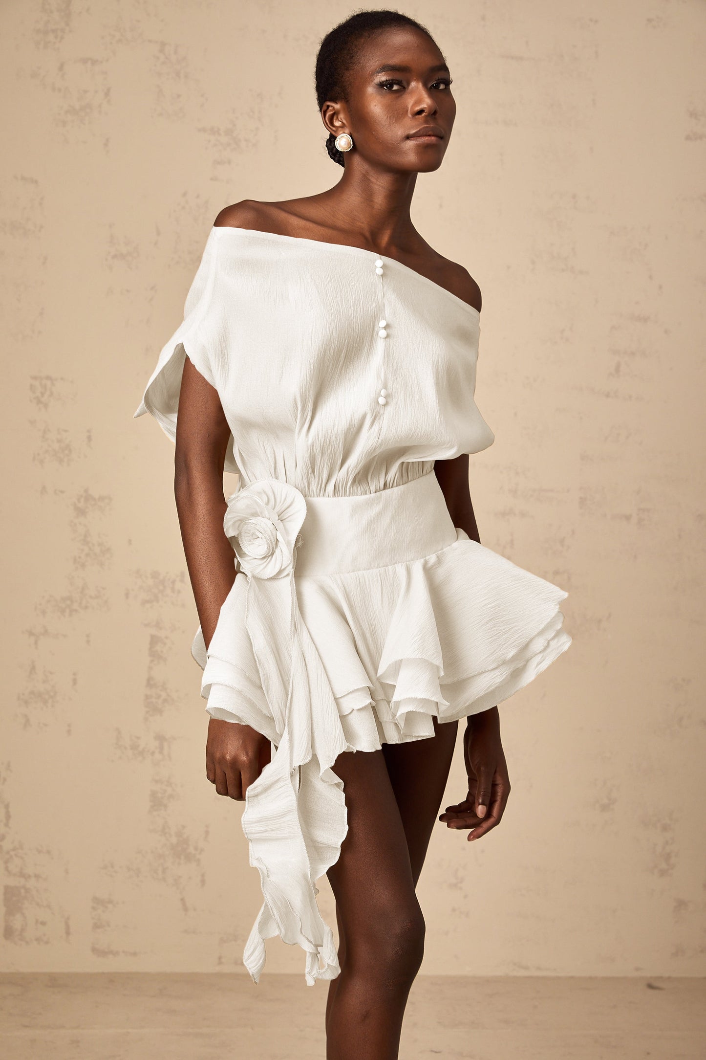 Amélie White Floral Appliqué Flounced Mini Dress