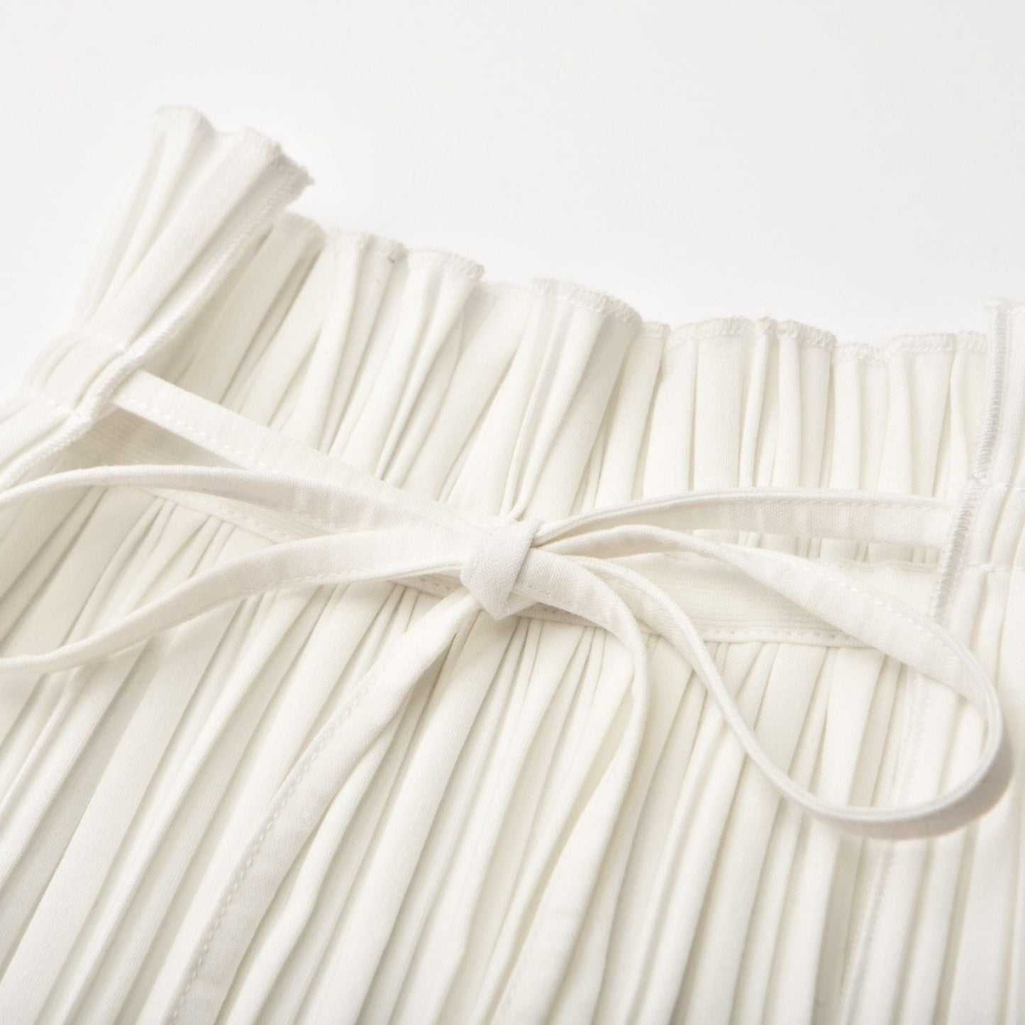 Milisent open-back pleated top & skirt matching set