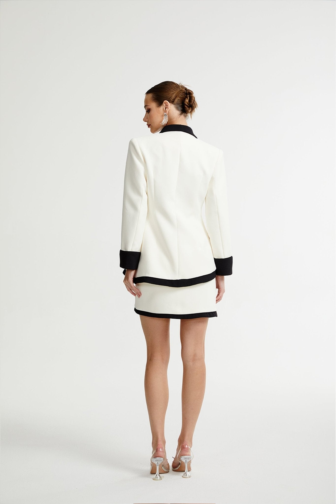 Vespera Contrast Color Two-Piece Jacket and Skirt Set