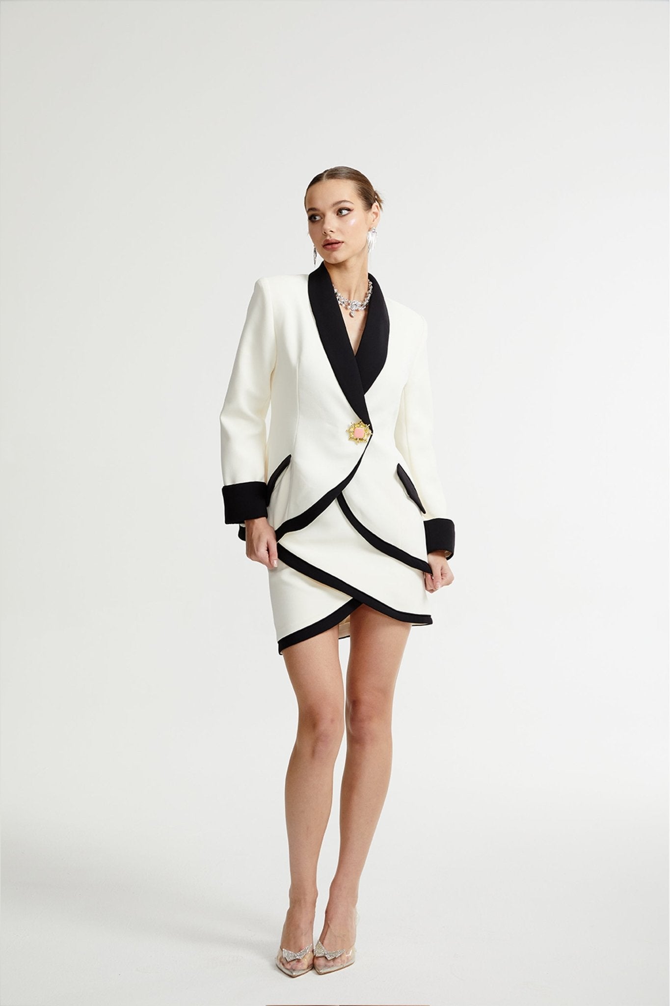 Vespera Contrast Color Two-Piece Jacket and Skirt Set