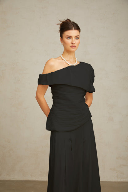 Adèle creased top & trousers matching set in Black