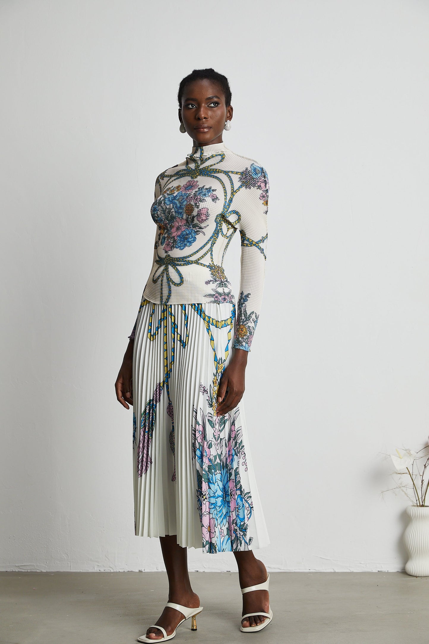 Huguette pattern-print top & skirt matching set