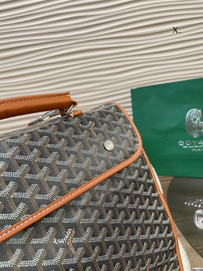 Goyard Saint Léger