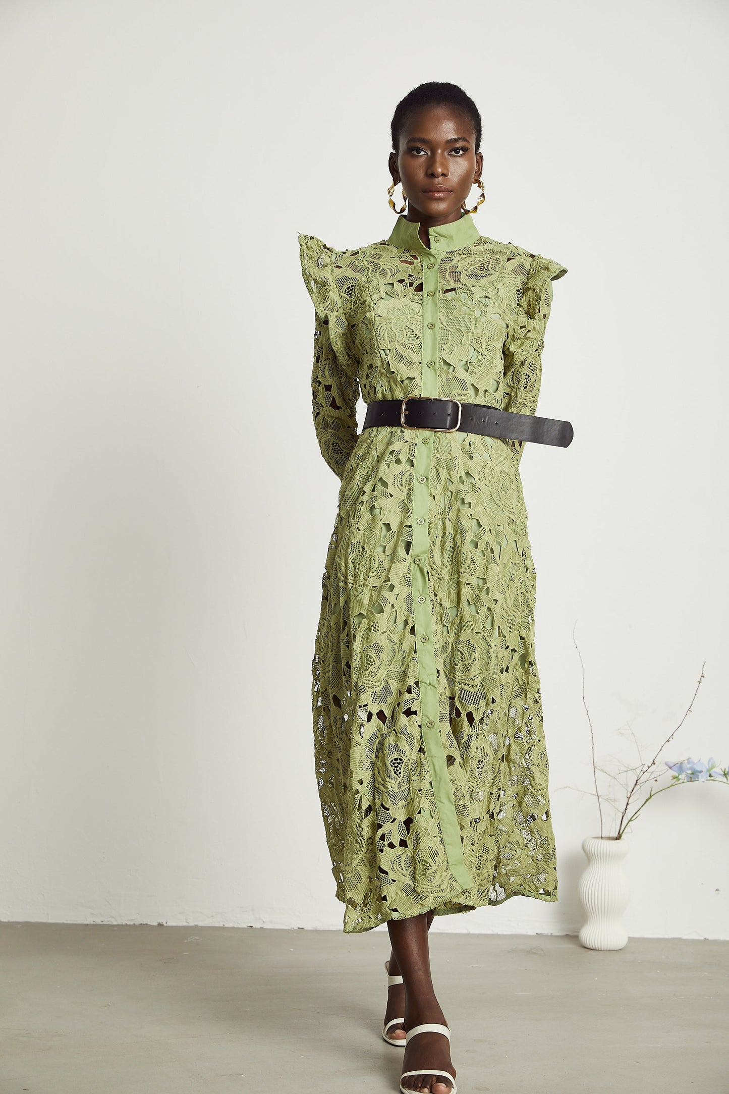 Noémie floral-embroidered midi dress in Green