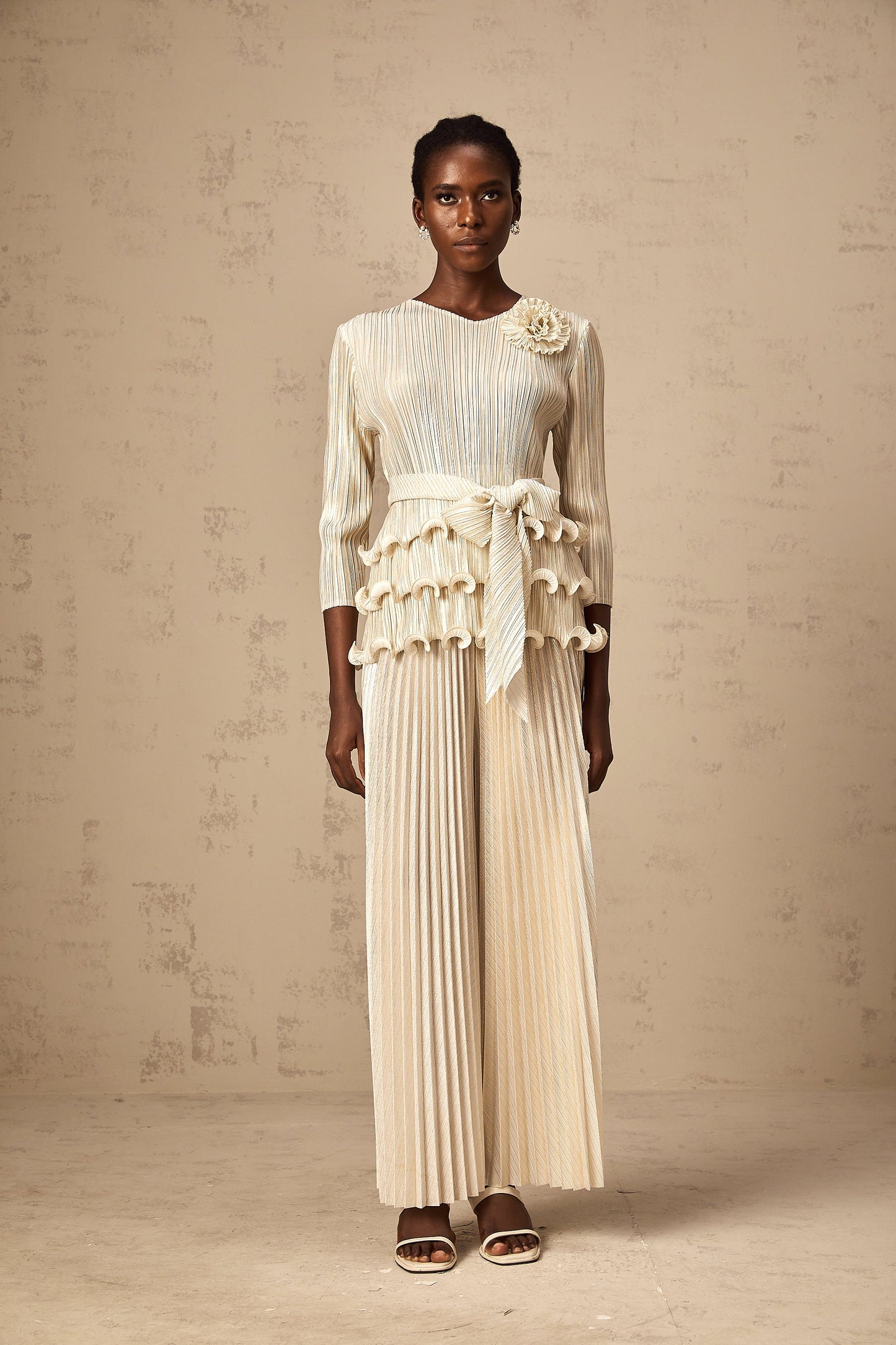 Cloris floral-appliqué ruffled pleated top & trousers