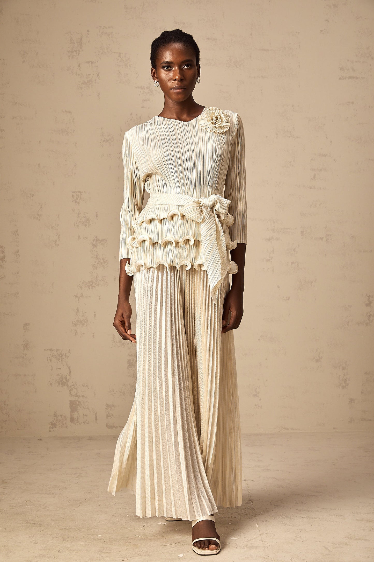 Cloris floral-appliqué ruffled pleated top & trousers