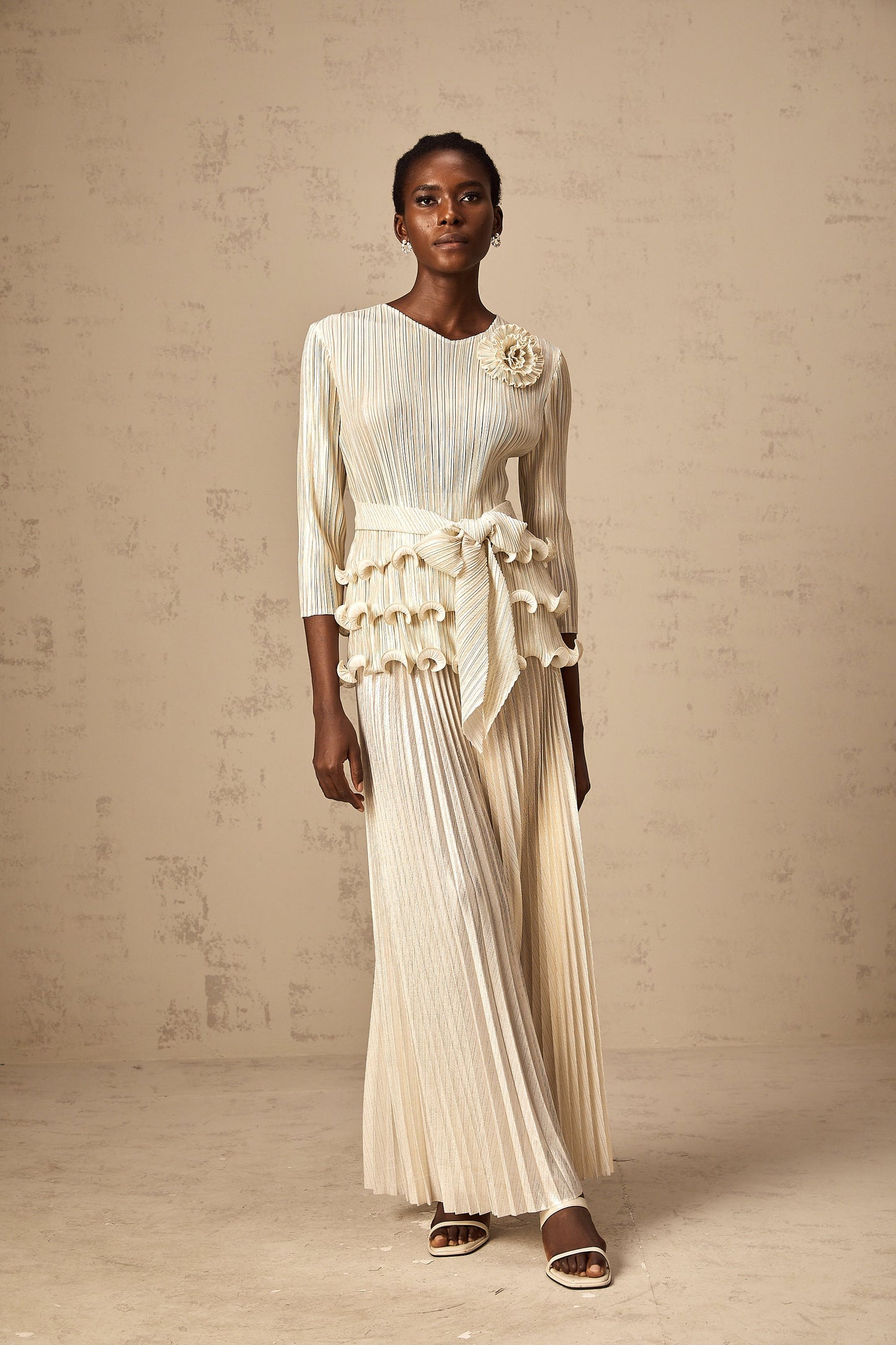 Cloris floral-appliqué ruffled pleated top & trousers