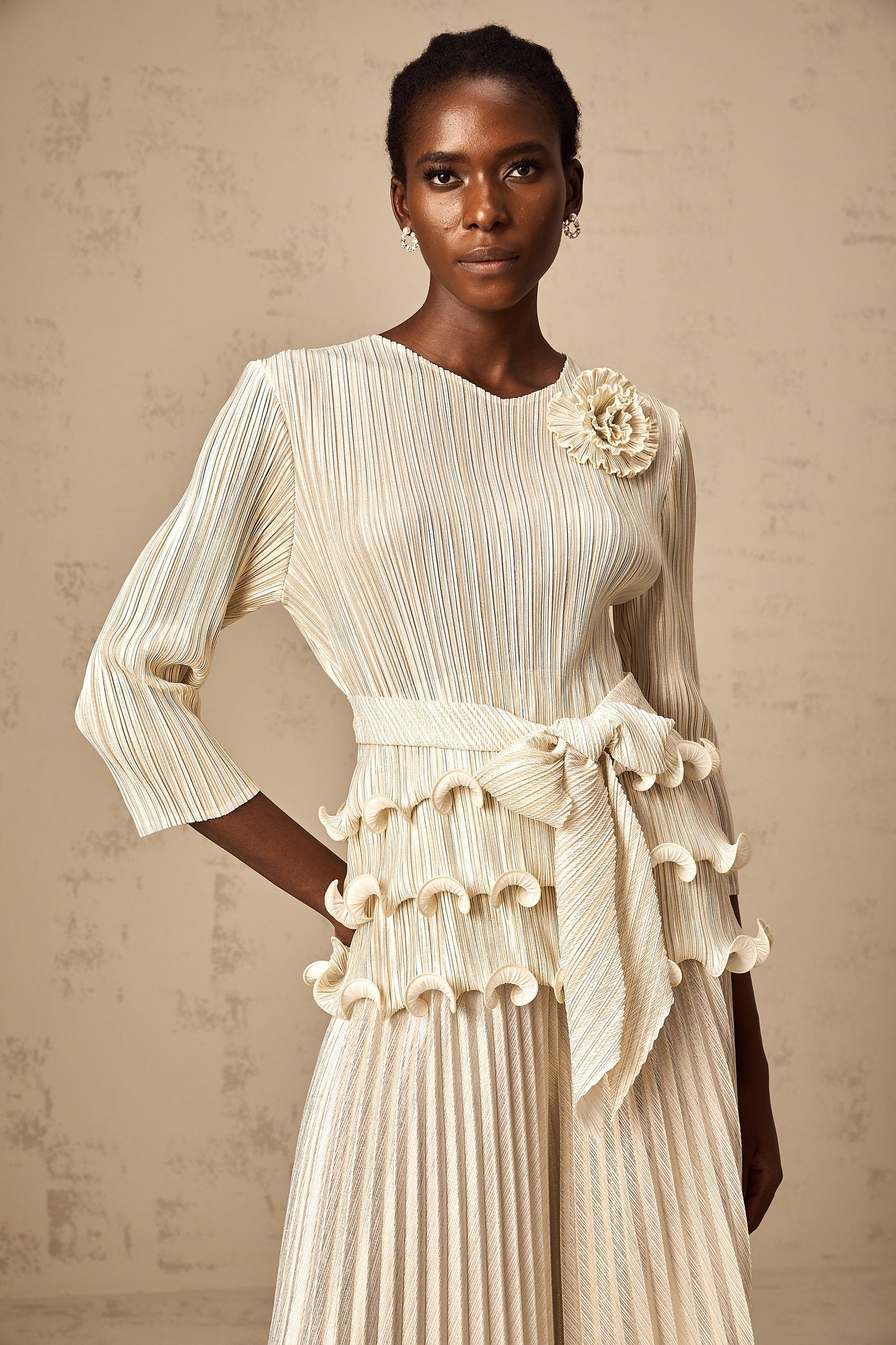Cloris floral-appliqué ruffled pleated top & trousers