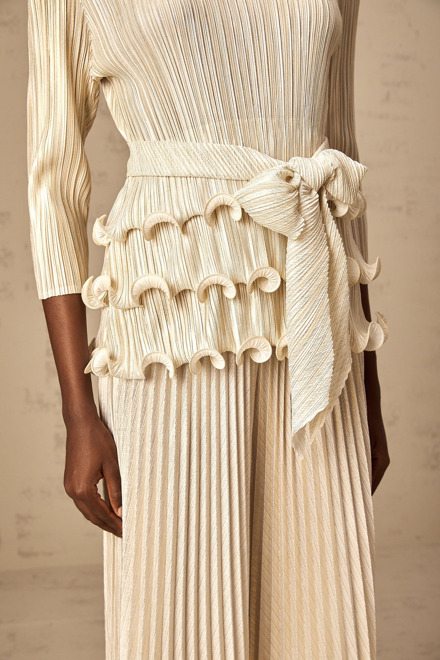 Cloris floral-appliqué ruffled pleated top & trousers
