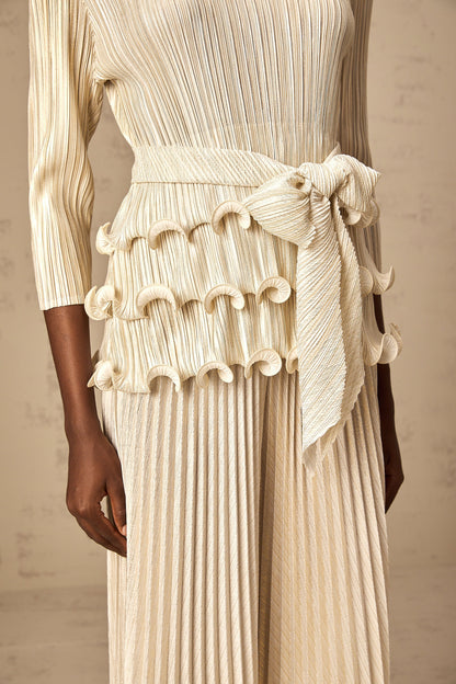 Cloris floral-appliqué ruffled pleated top & trousers