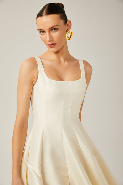 Léonor satin fitted flared midi dress
