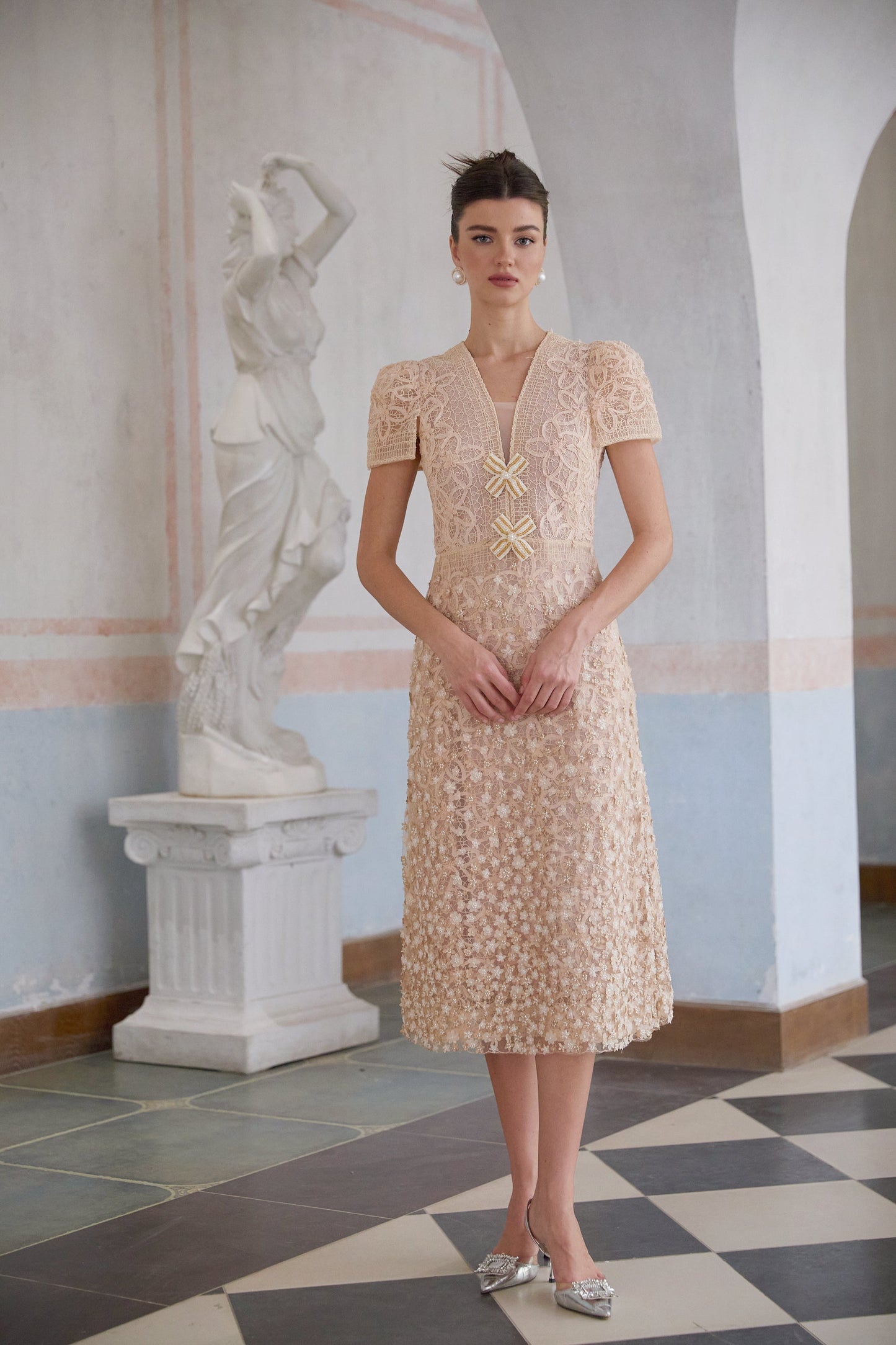 Bérengère neutrals faux-flower crochet midi dress