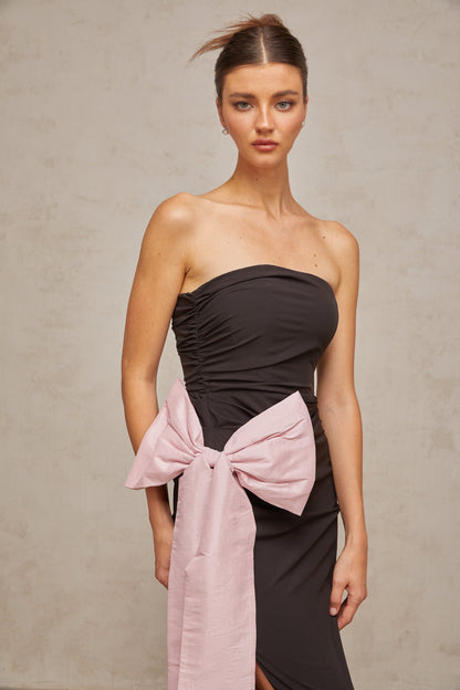 Gabrielle black off-shoulder bowknot maxi dress