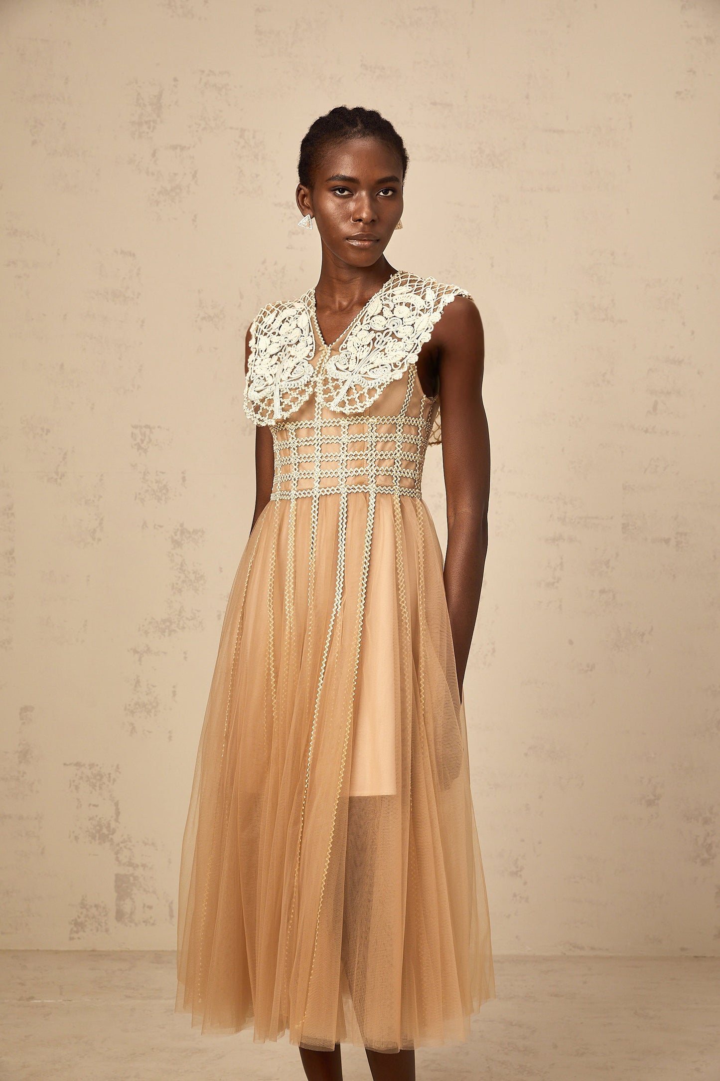 Léonor neutrals lace-panel tulle midi dress