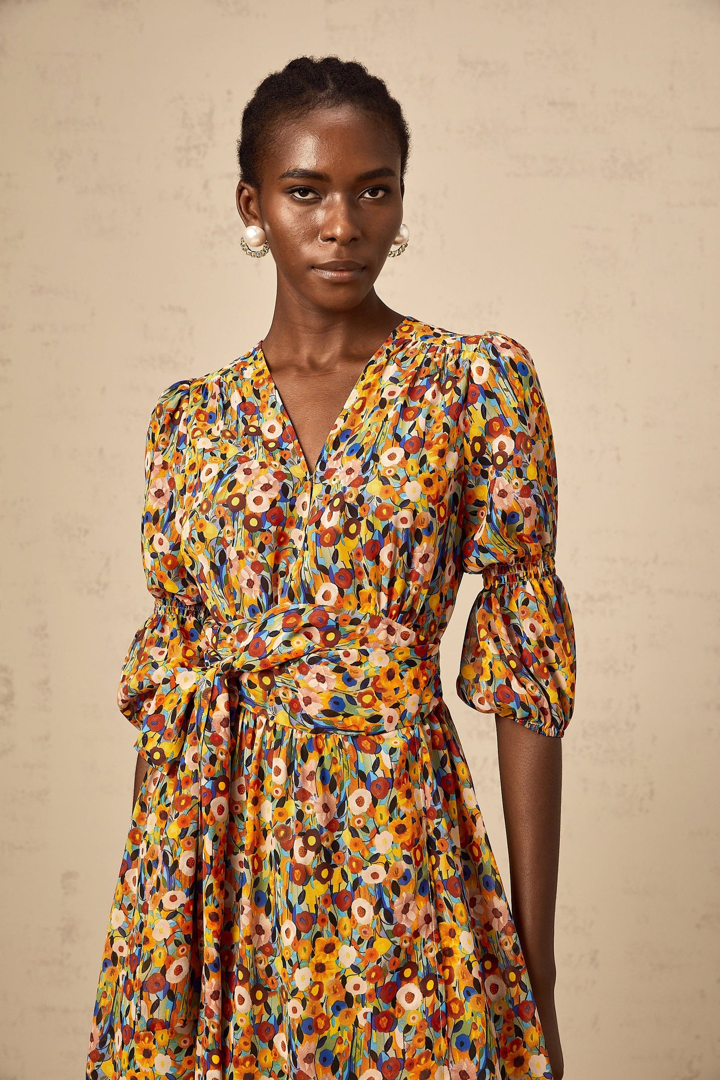 Éliane yellow V-neck floral-print midi dress