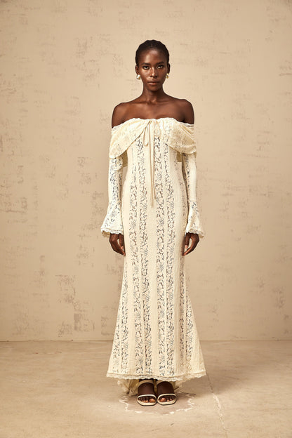 Émeline floral lace train-design maxi dress in Neutrals