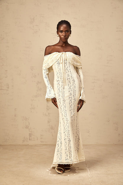 Émeline floral lace train-design maxi dress in Neutrals