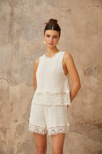 Gisèle White Floral Appliqué Crochet Knit Two-Piece Top and Shorts Set