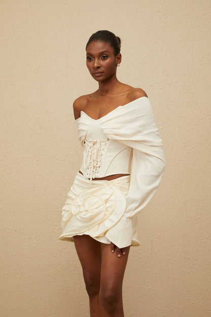 Éclatante Off-Shoulder Lace-Up Crop Top