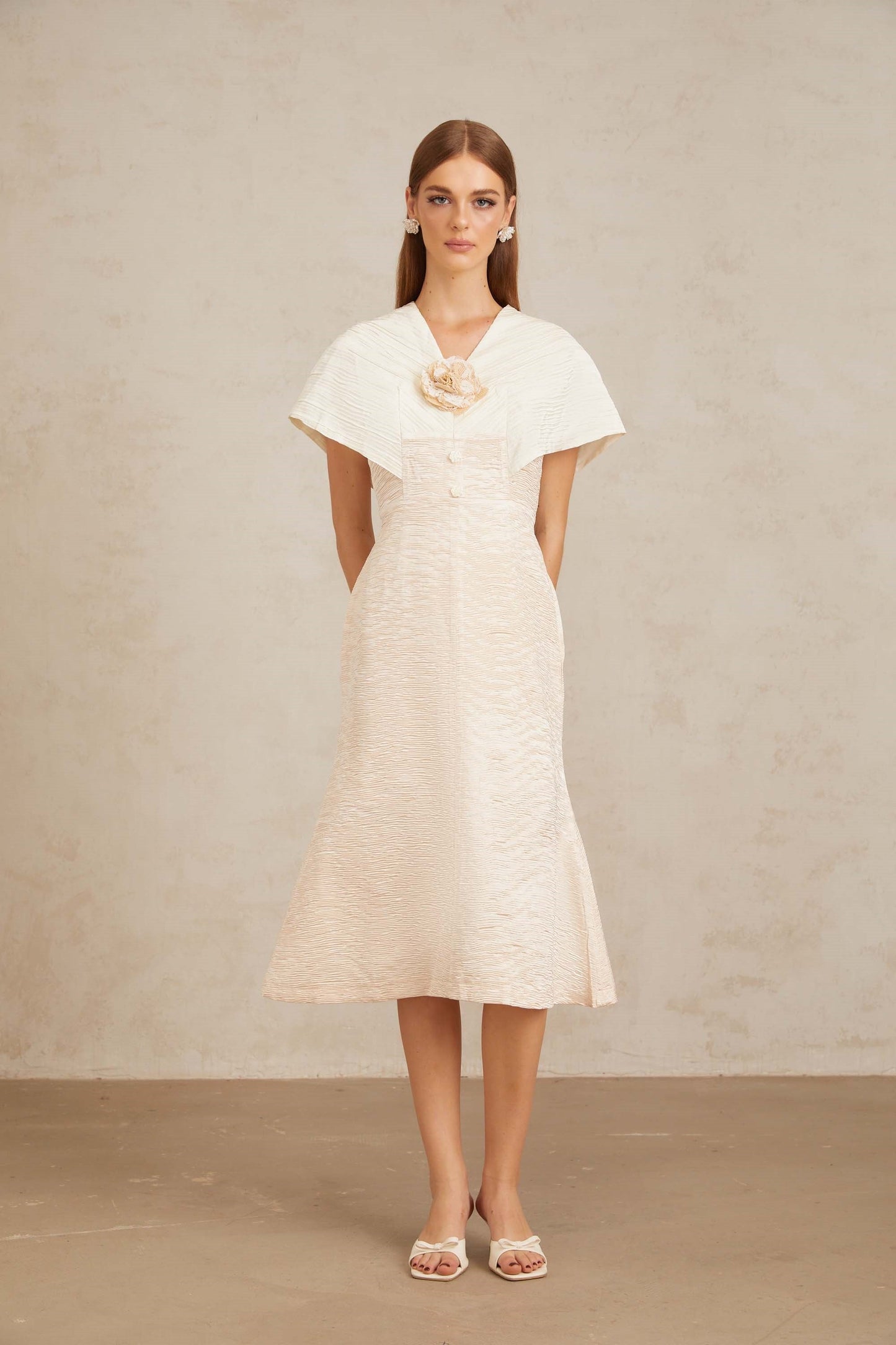 Clémence White Textured Midi Dress with 3D Petal