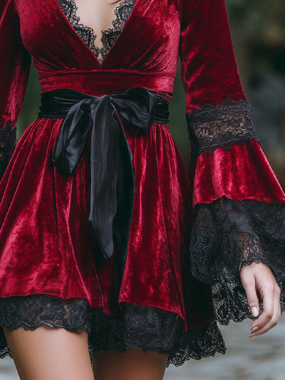 Retro V-neck Velvet Stitching Lace Long-sleeved Lace Mini Dress