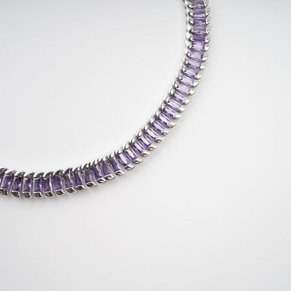 Isoline Light Purple Crystal Embellished Necklace