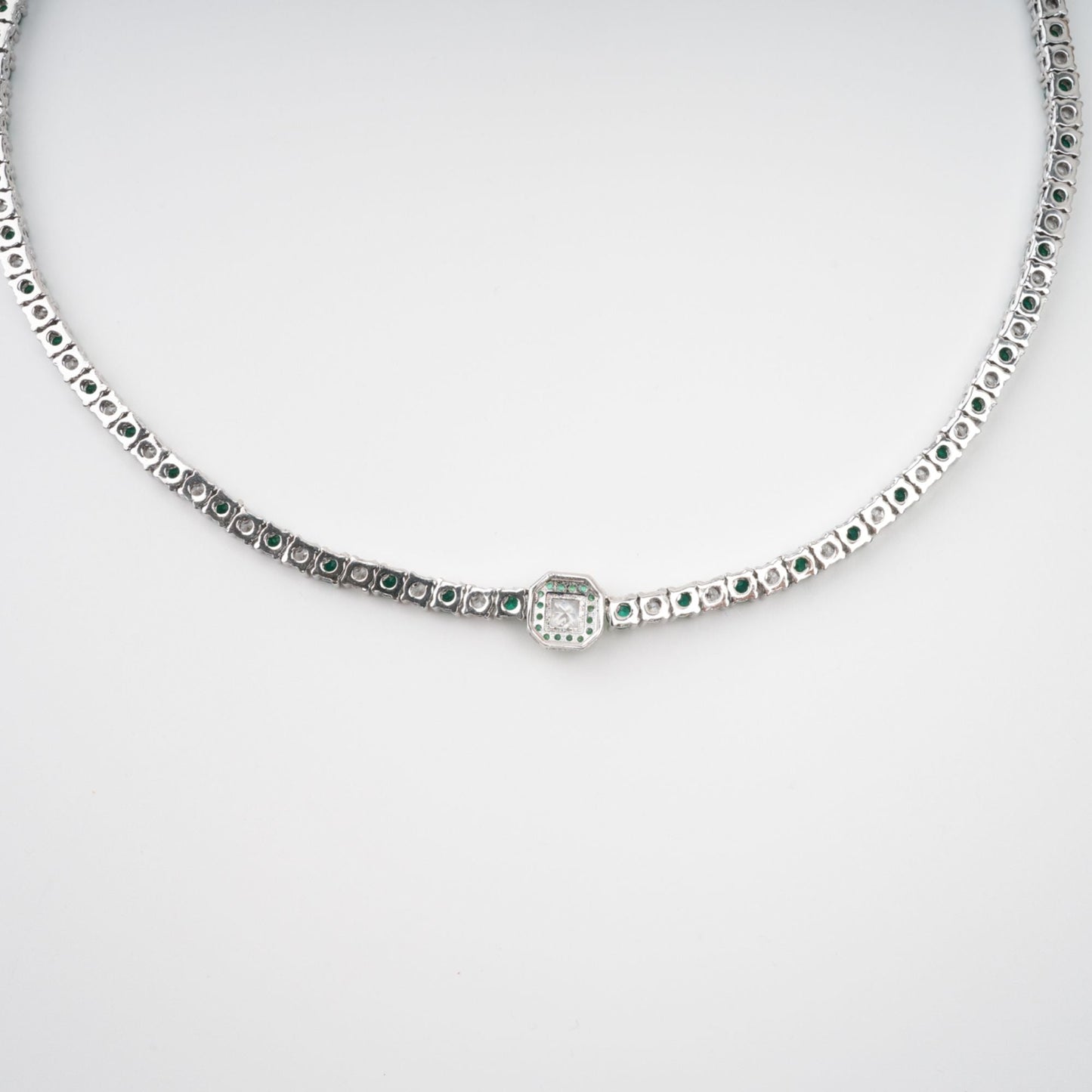Héloïse Green Crystal Embellished Necklace