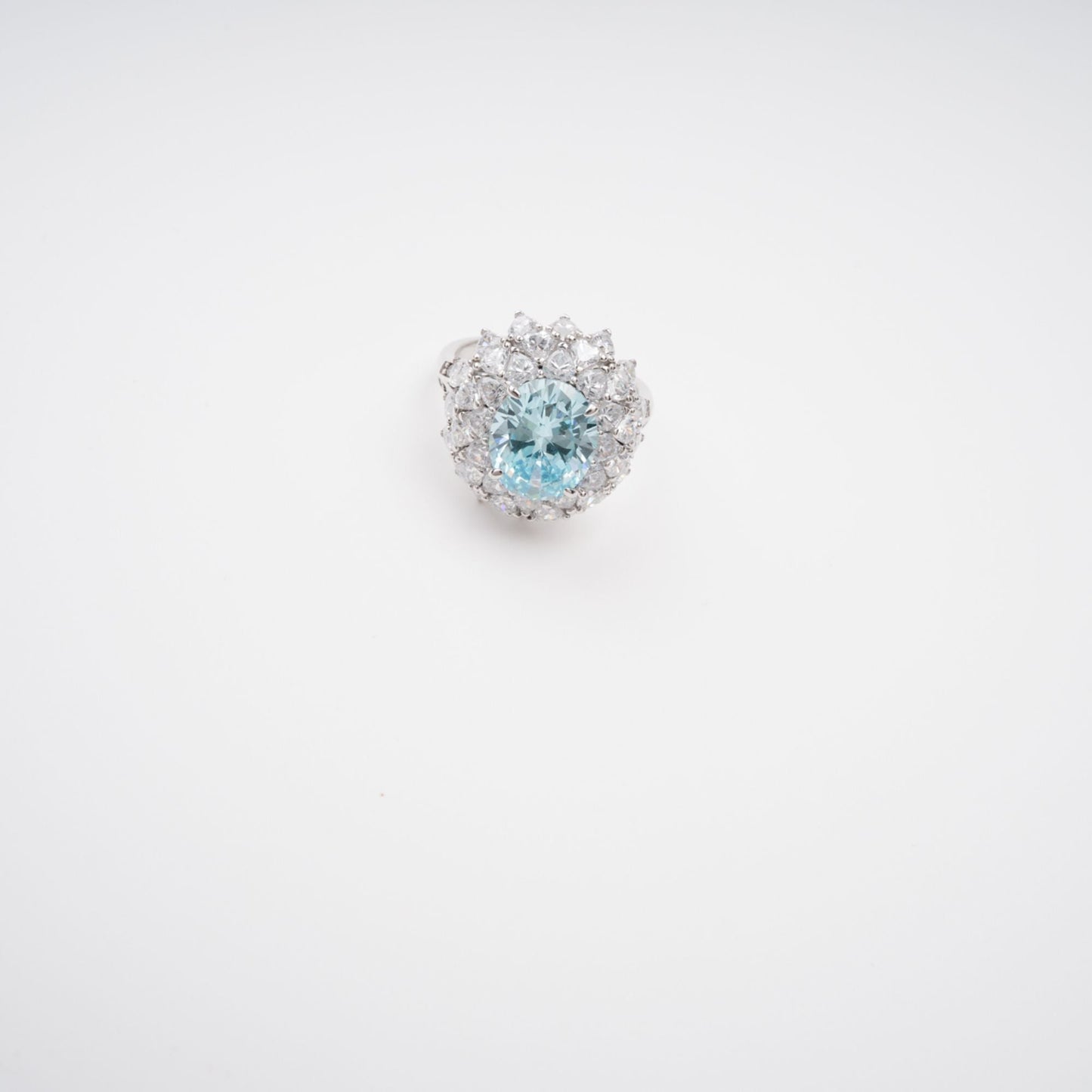 Céleste Blue Oval Cut Gemstone Sterling Silver Ring