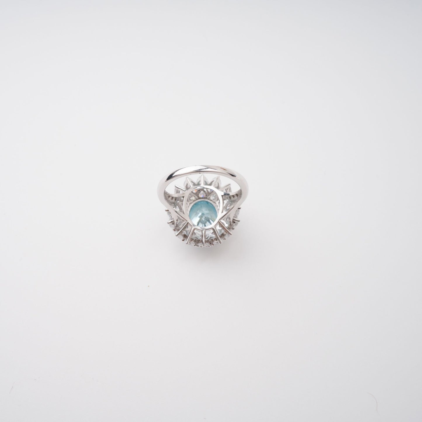 Céleste Blue Oval Cut Gemstone Sterling Silver Ring