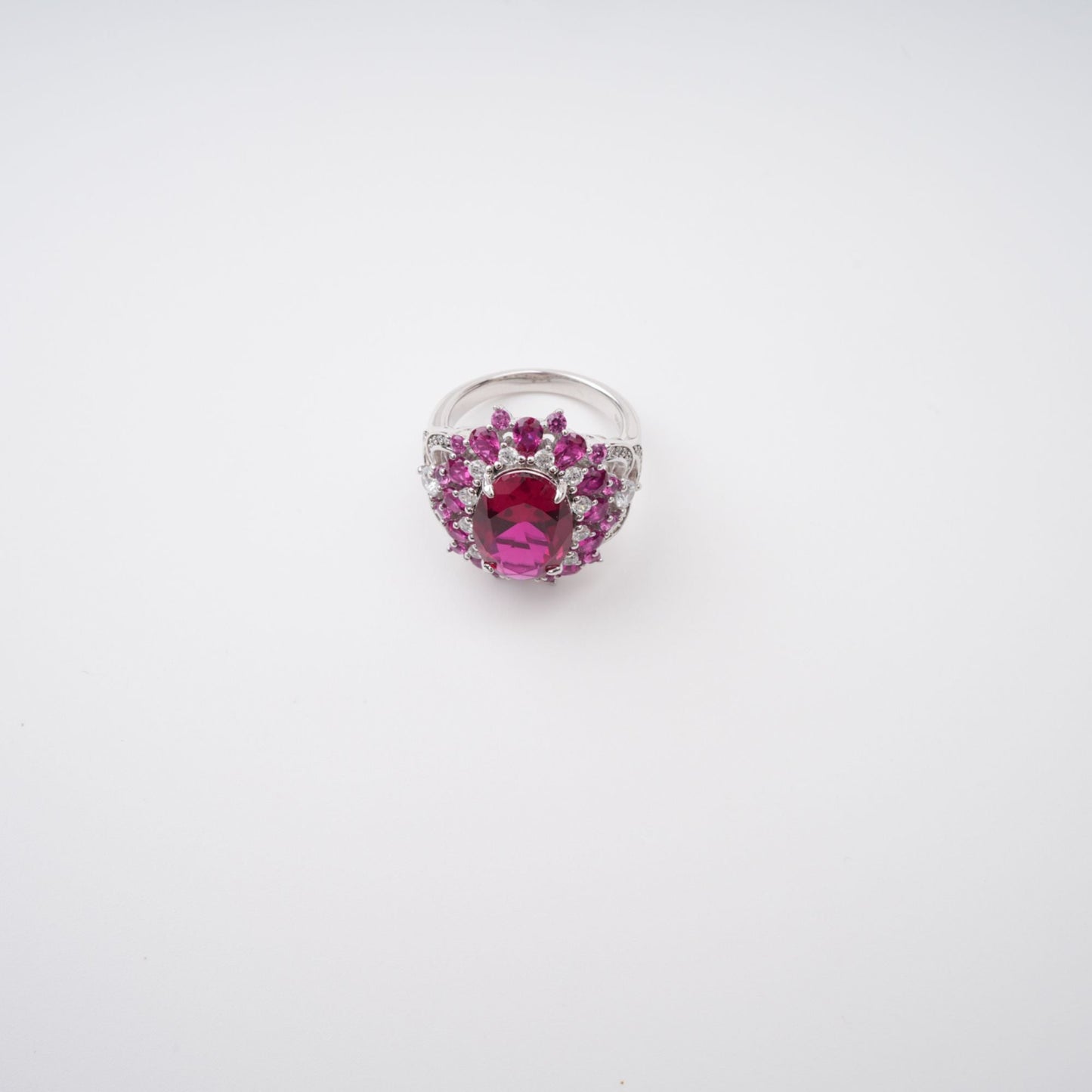Amélie Red Oval Cut Gemstone Sterling Silver Ring