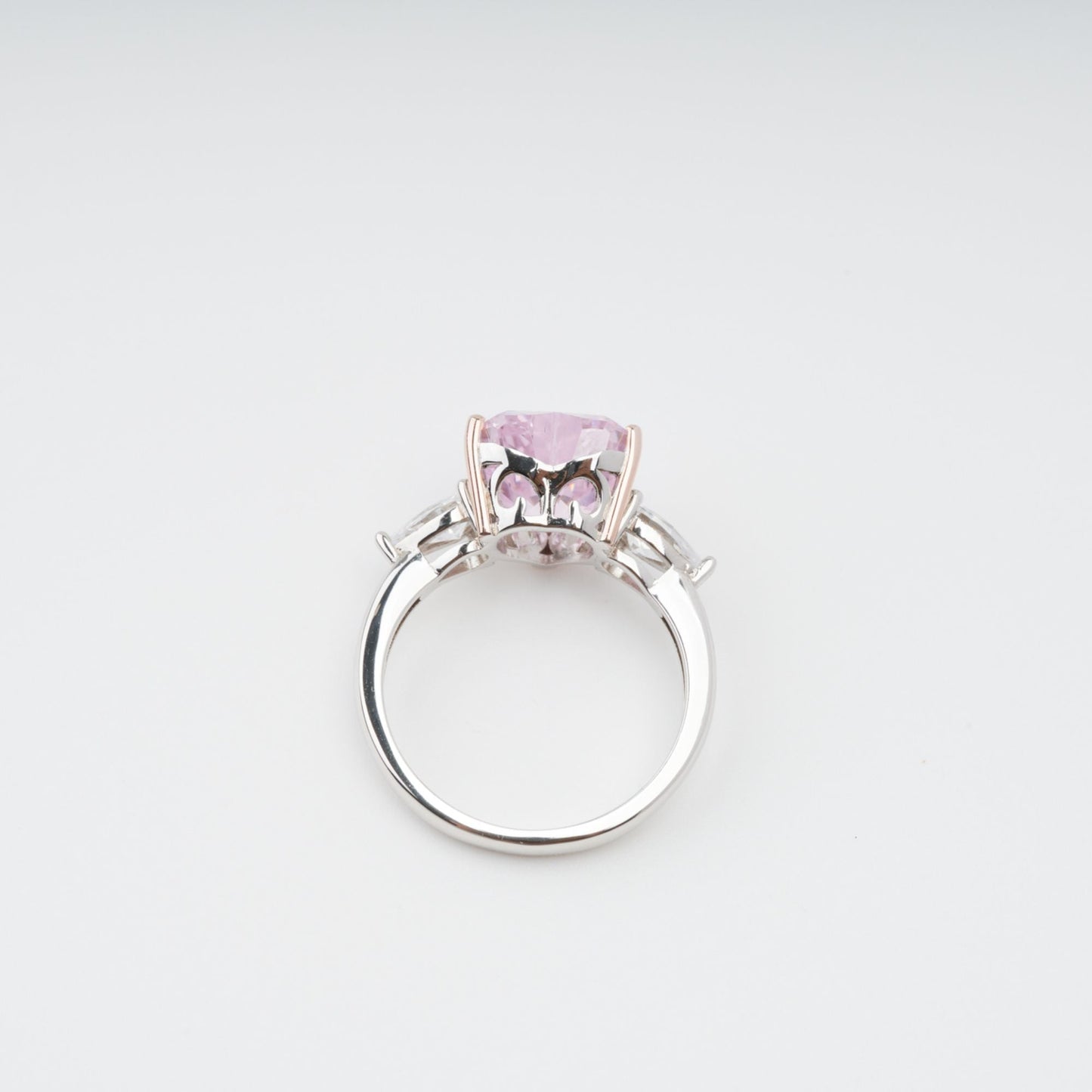 Impératrice Pink Heart Shaped Gemstone Sterling Silver Ring