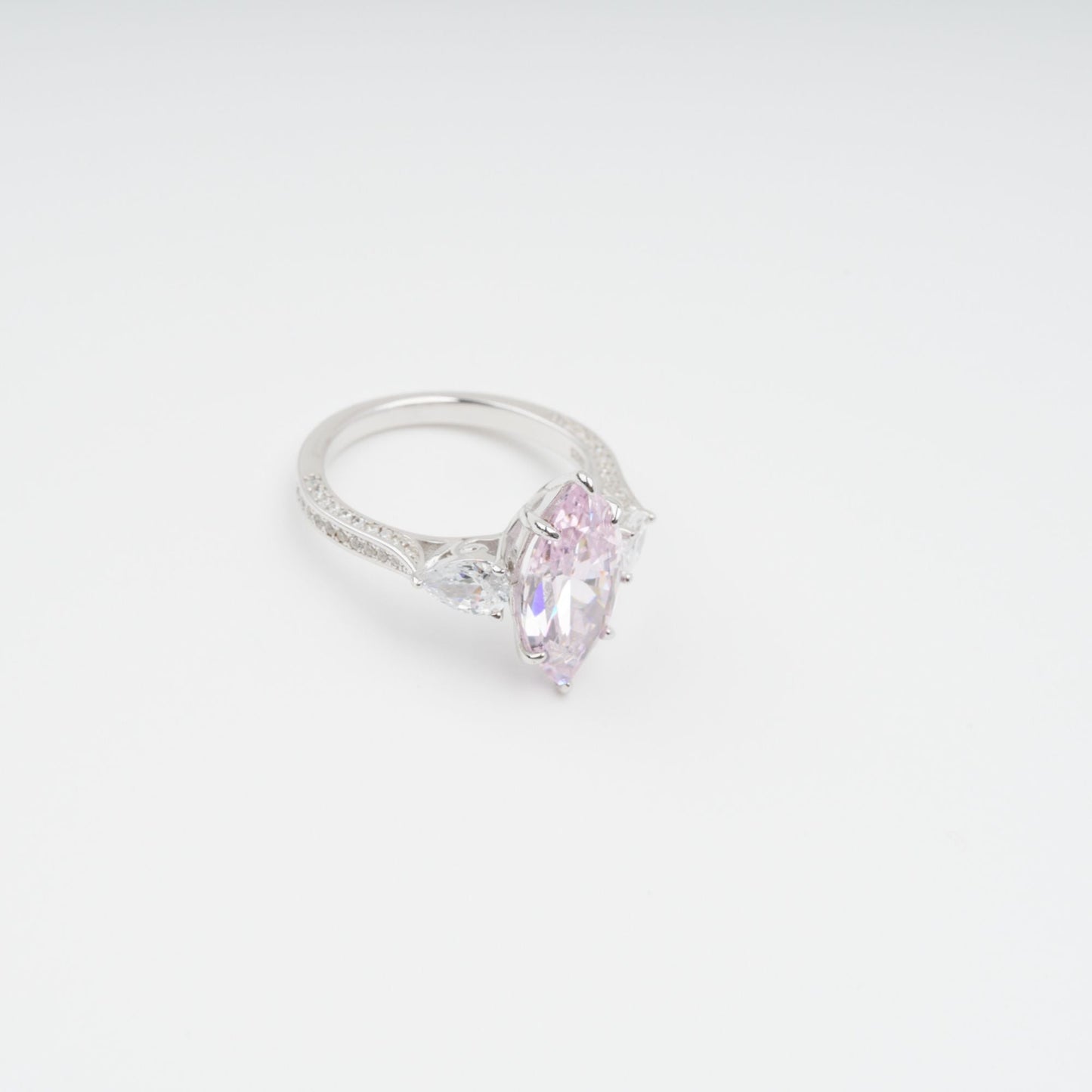 Attrape-Rêve Pink Crystal Embellished Sterling Silver Ring
