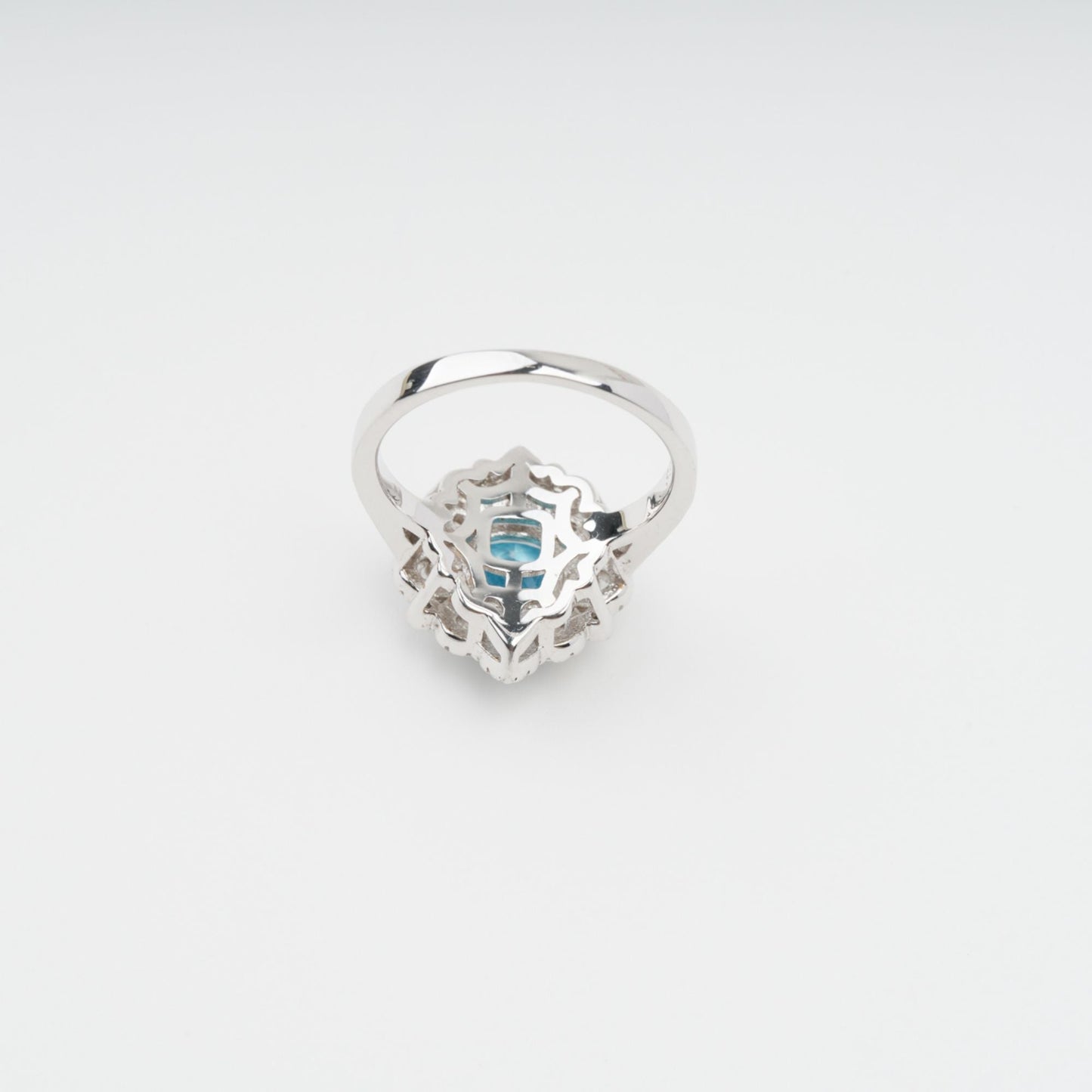 Énigme Blue Cushion Cut Gemstone Sterling Silver Ring