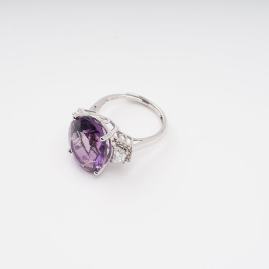 Héraldique Purple Oval Gemstone Sterling Silver Ring