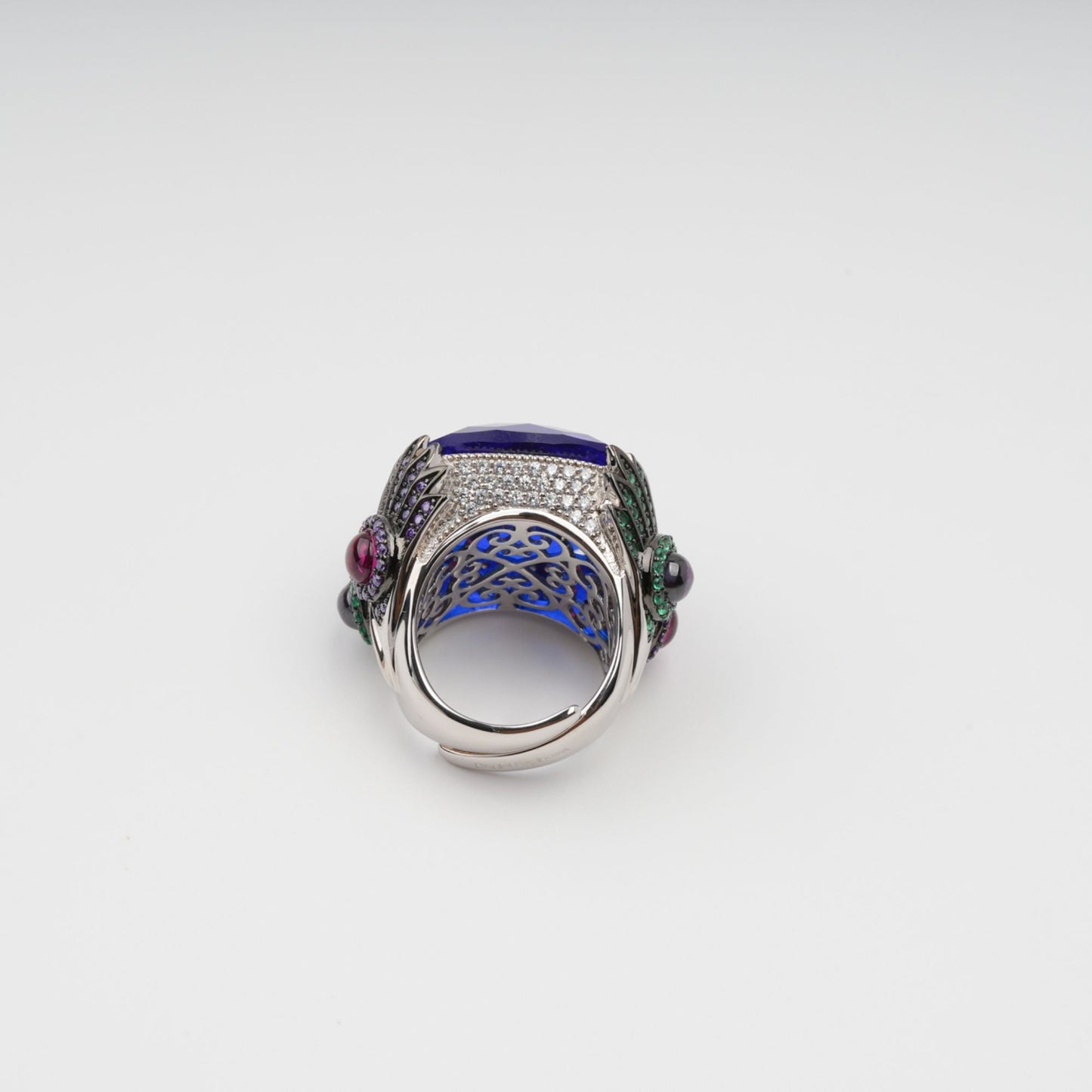Givre Blue Bezel-Set Adjustable Gemstone Ring