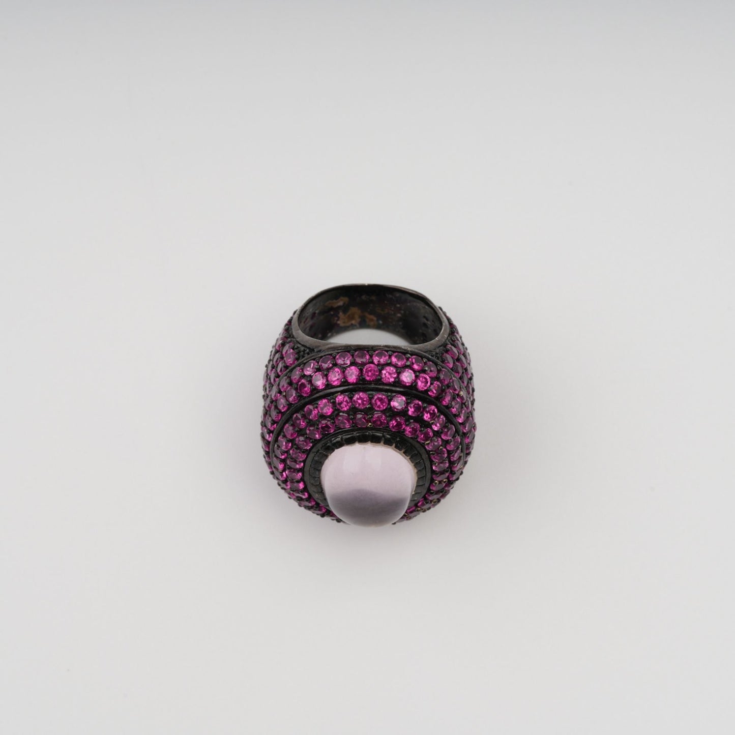 Orbite Pink Oval Quartz Gemstone Ring
