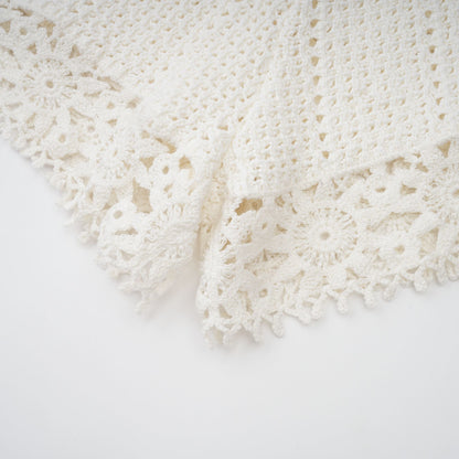 Gisèle White Floral Appliqué Crochet Knit Two-Piece Top and Shorts Set
