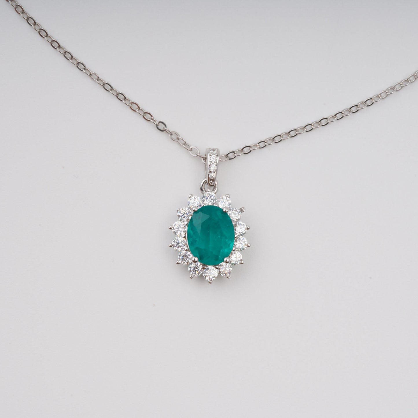 Kaisu Green Oval Gemstone Pendant Sterling Silver Necklace