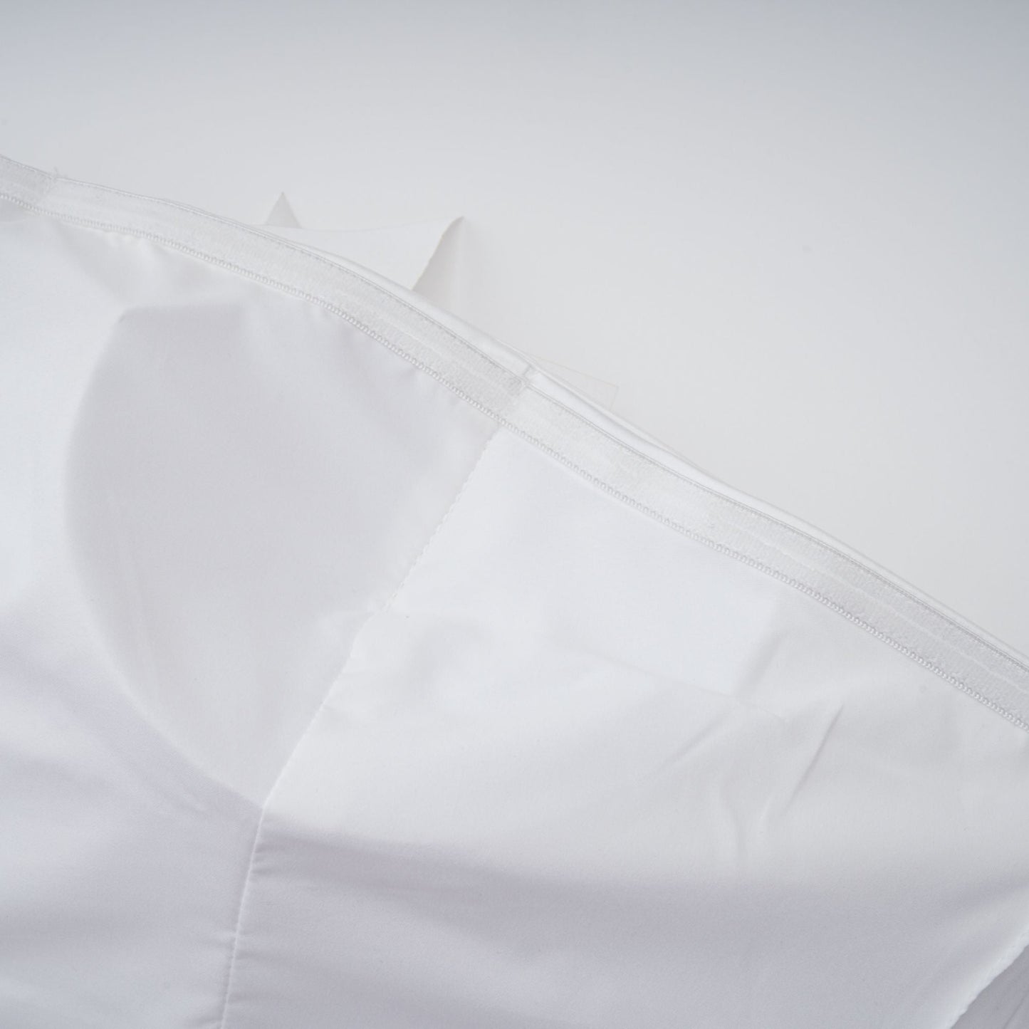 Honorine white floral pleated top & skirt matching set