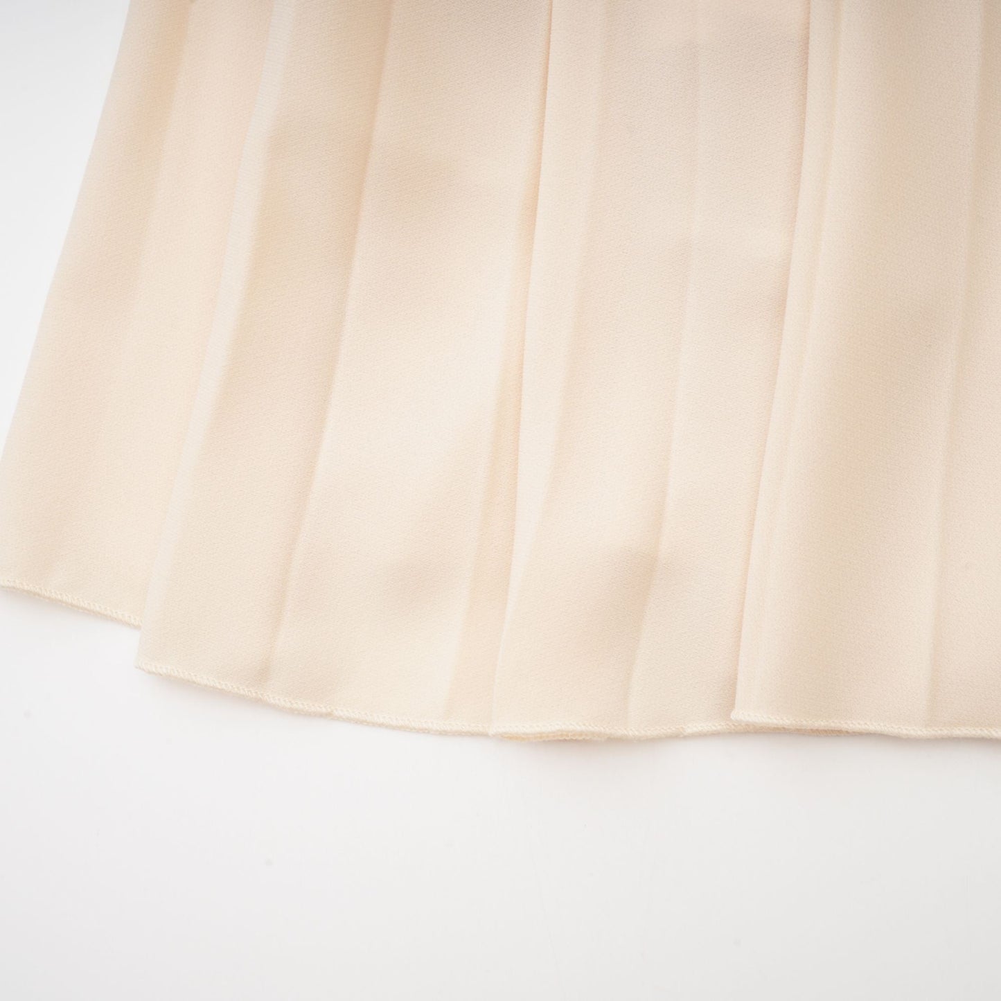 Safiya sleeveless pleated dress